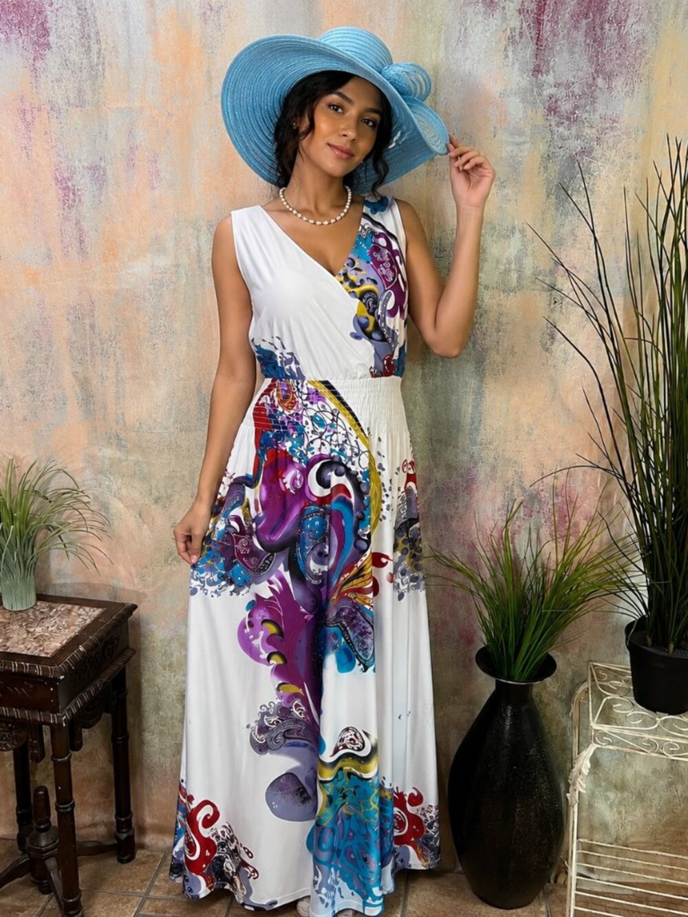 📌The Pyramid Collection Awesome Print Plus Size Maxi Dress w/ Elastic Waistline